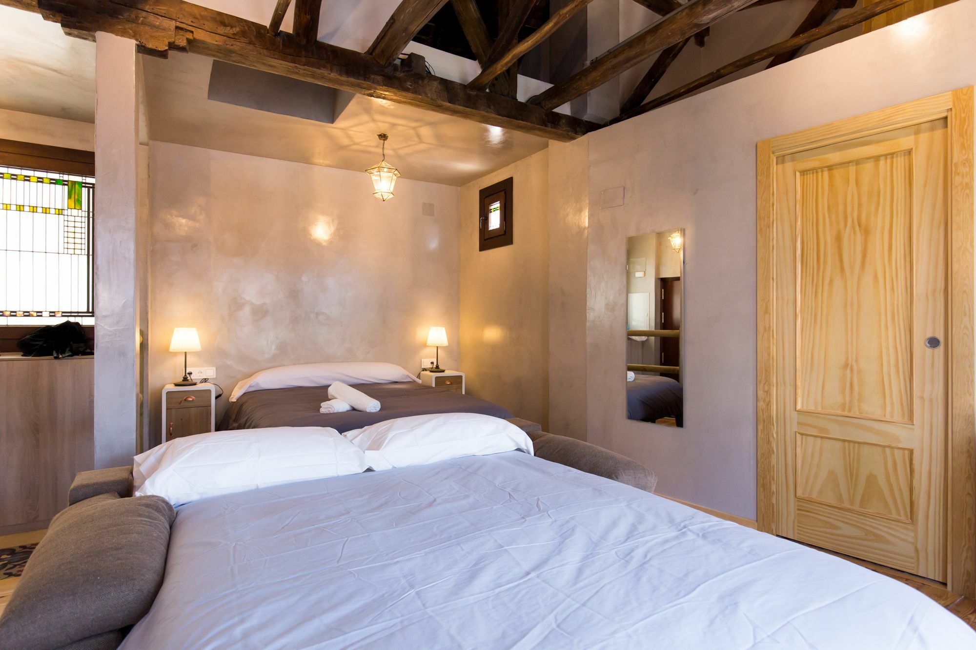 Los Lobos Suites Apartamentos Granada Bagian luar foto