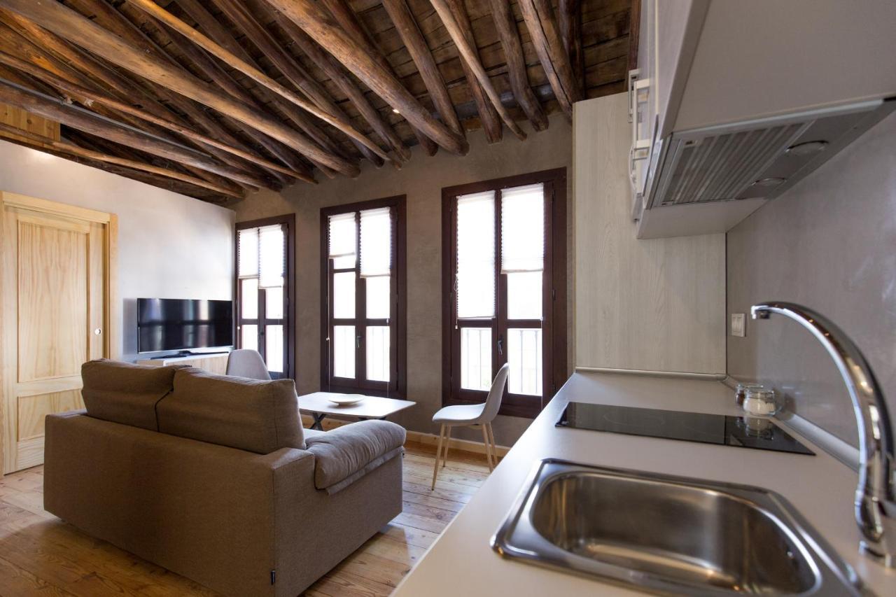 Los Lobos Suites Apartamentos Granada Bagian luar foto