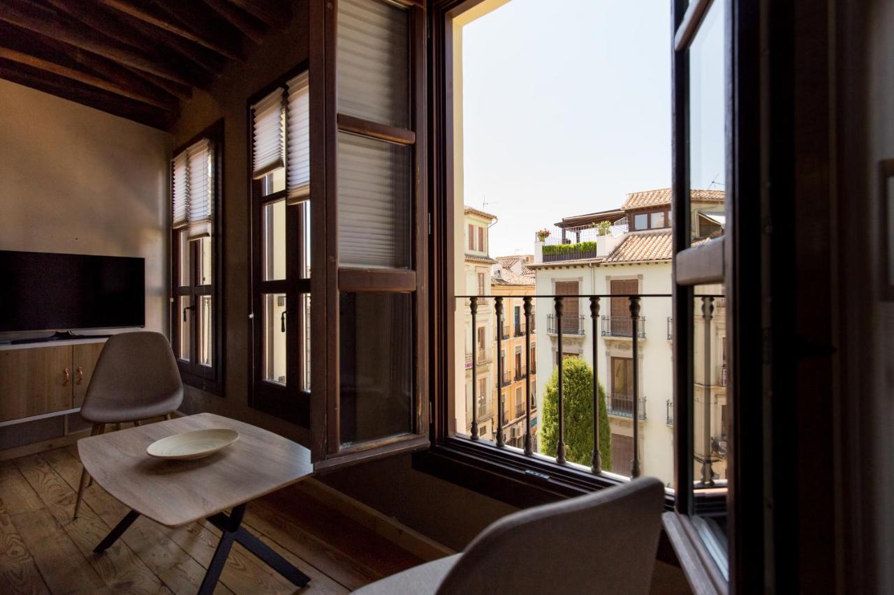 Los Lobos Suites Apartamentos Granada Bagian luar foto