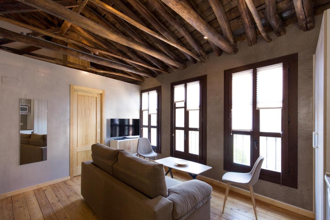 Los Lobos Suites Apartamentos Granada Bagian luar foto